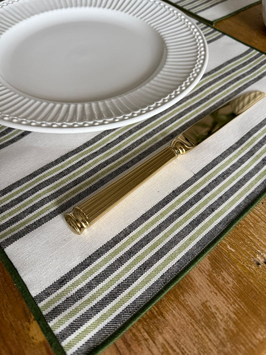 Mantel individual ASPEN resinado