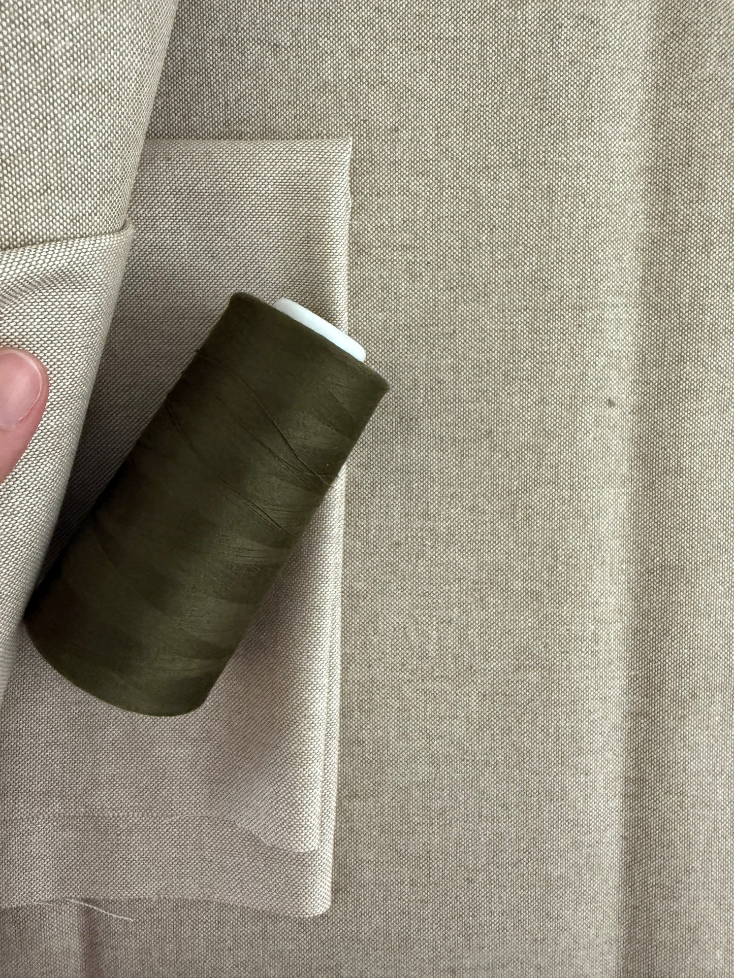 Set de servilletas beige con ribete verde bosque