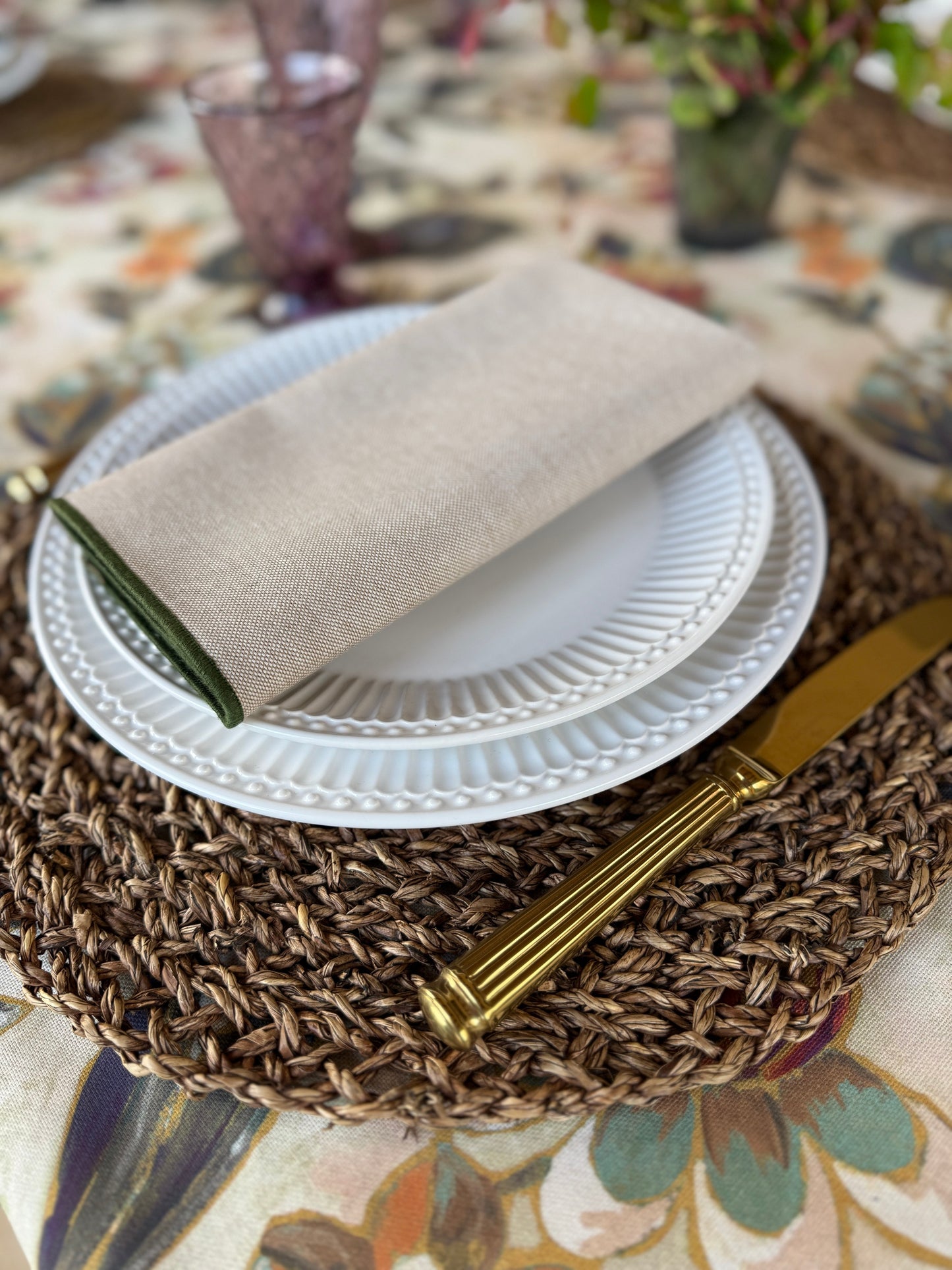 Set de servilletas beige con ribete oliva