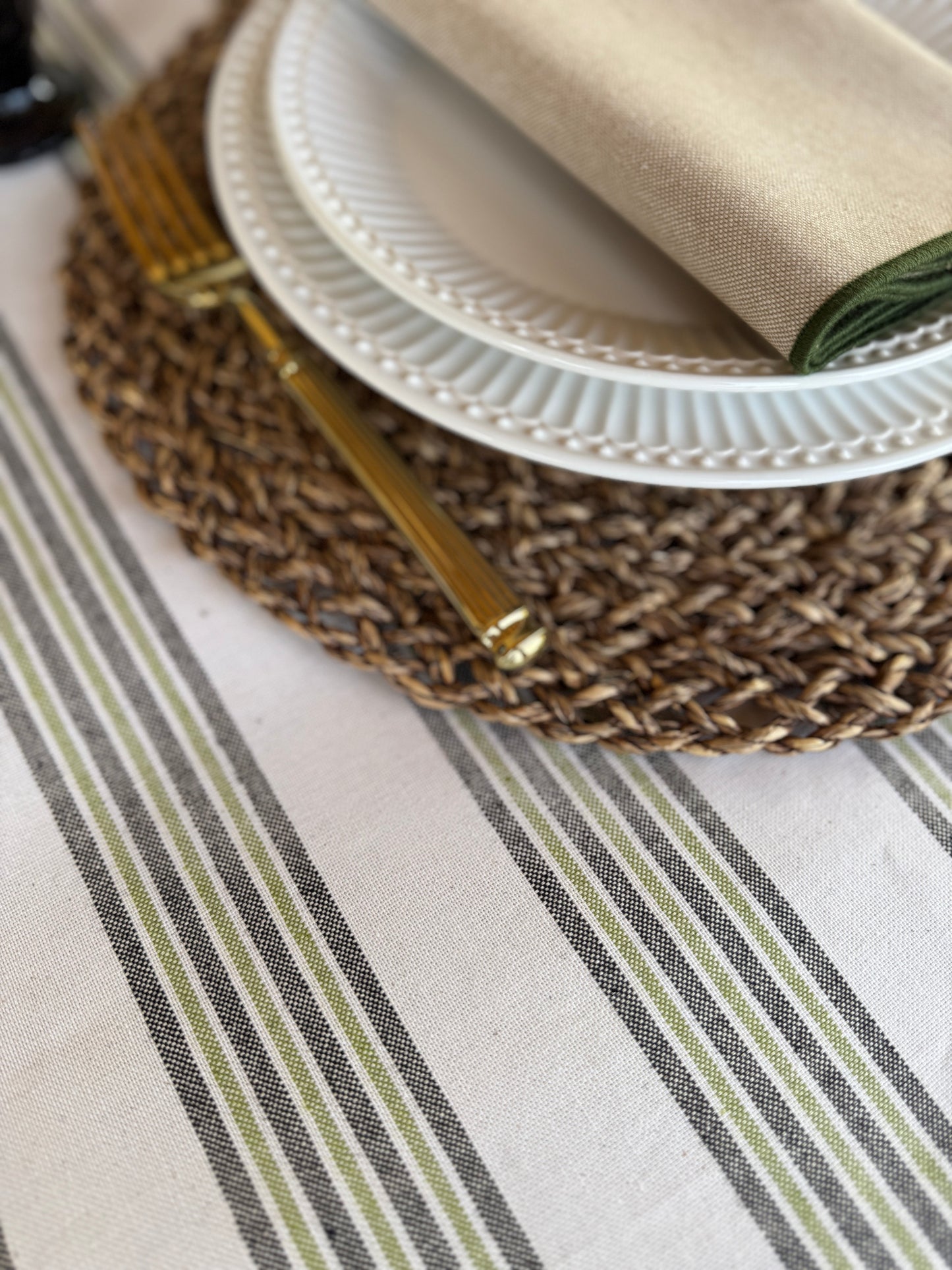 Mantel ASPEN verde resinado