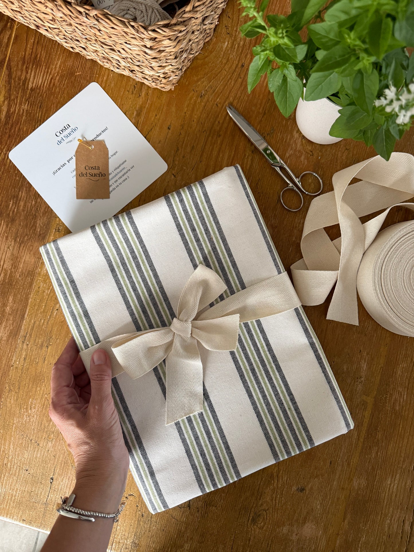 Mantel ASPEN verde resinado