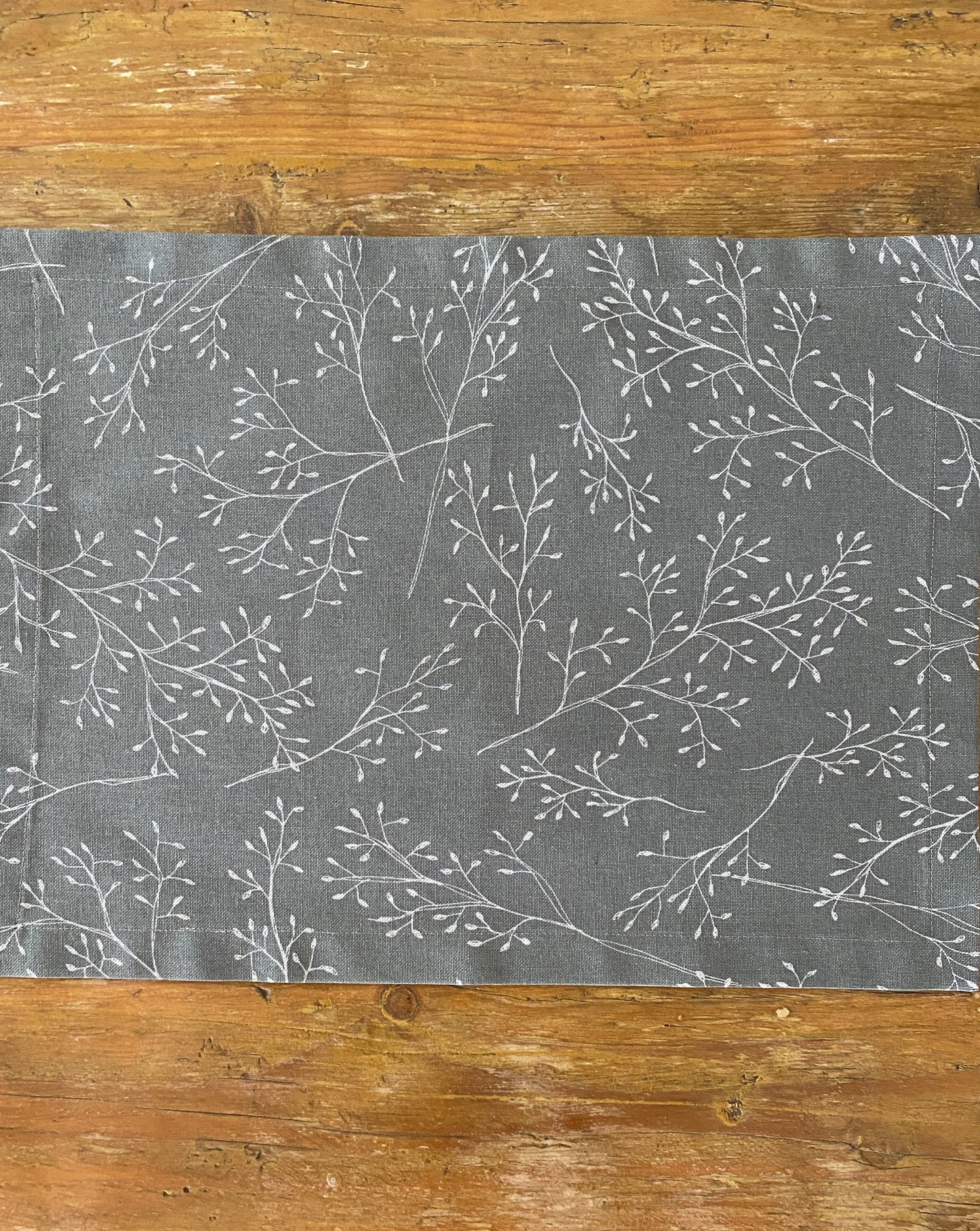 Forest olive, cotton placemat 50x37 cm