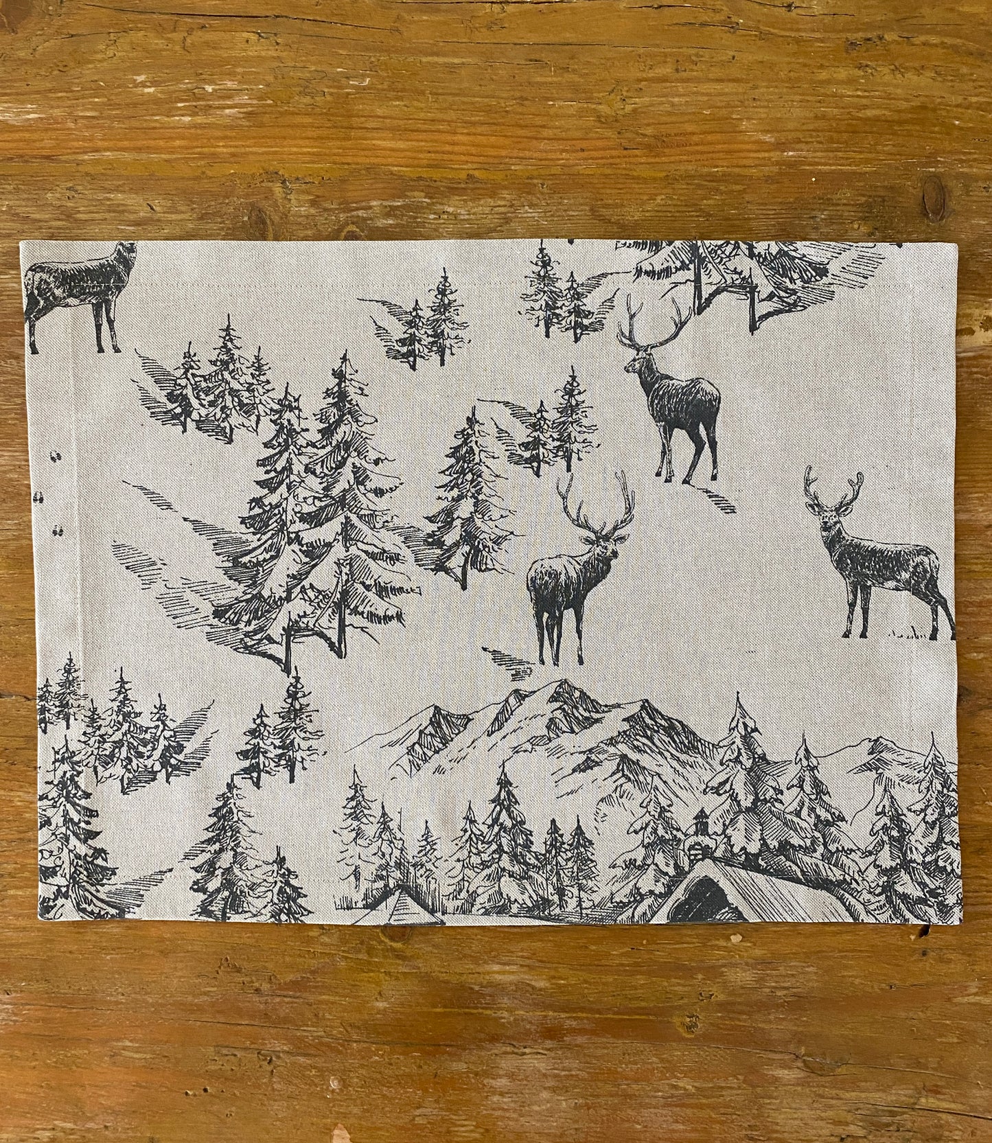 Deer, cotton placemat 50x37 cm