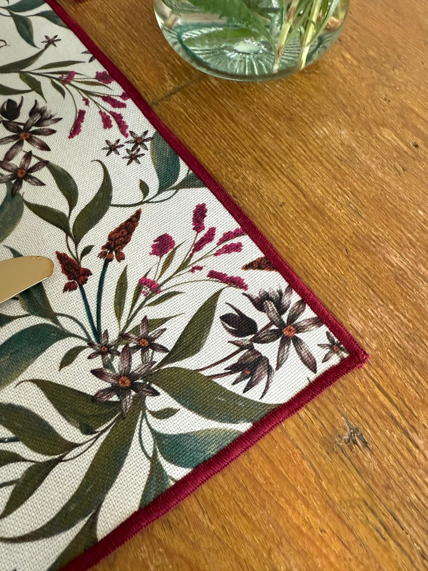 PACK LUCÍA (INDIVIDUALES antimanchas + SERVILLETAS)