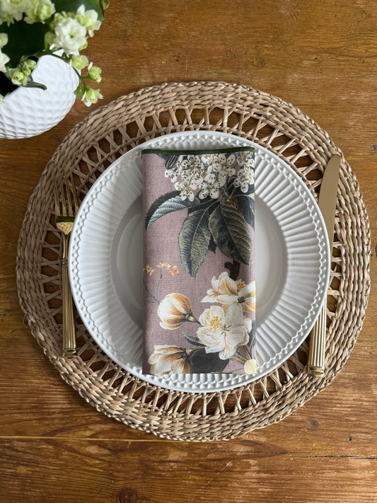 Set de servilletas GABRIEL con ribete verde oliva