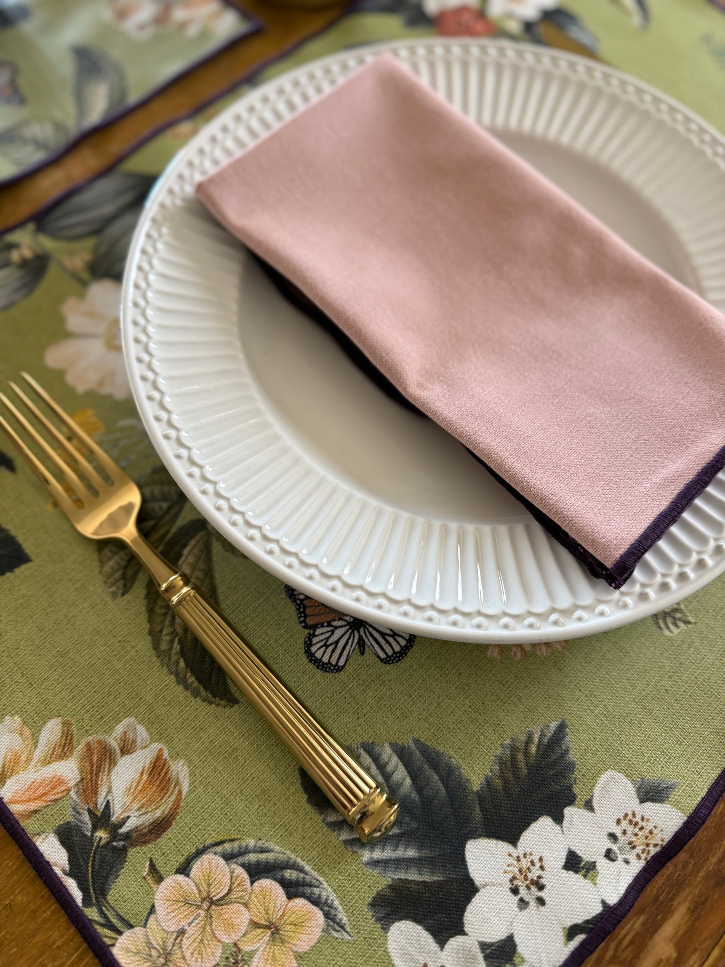 PACK GABRIEL verde (individuales antimanchas + servilletas)